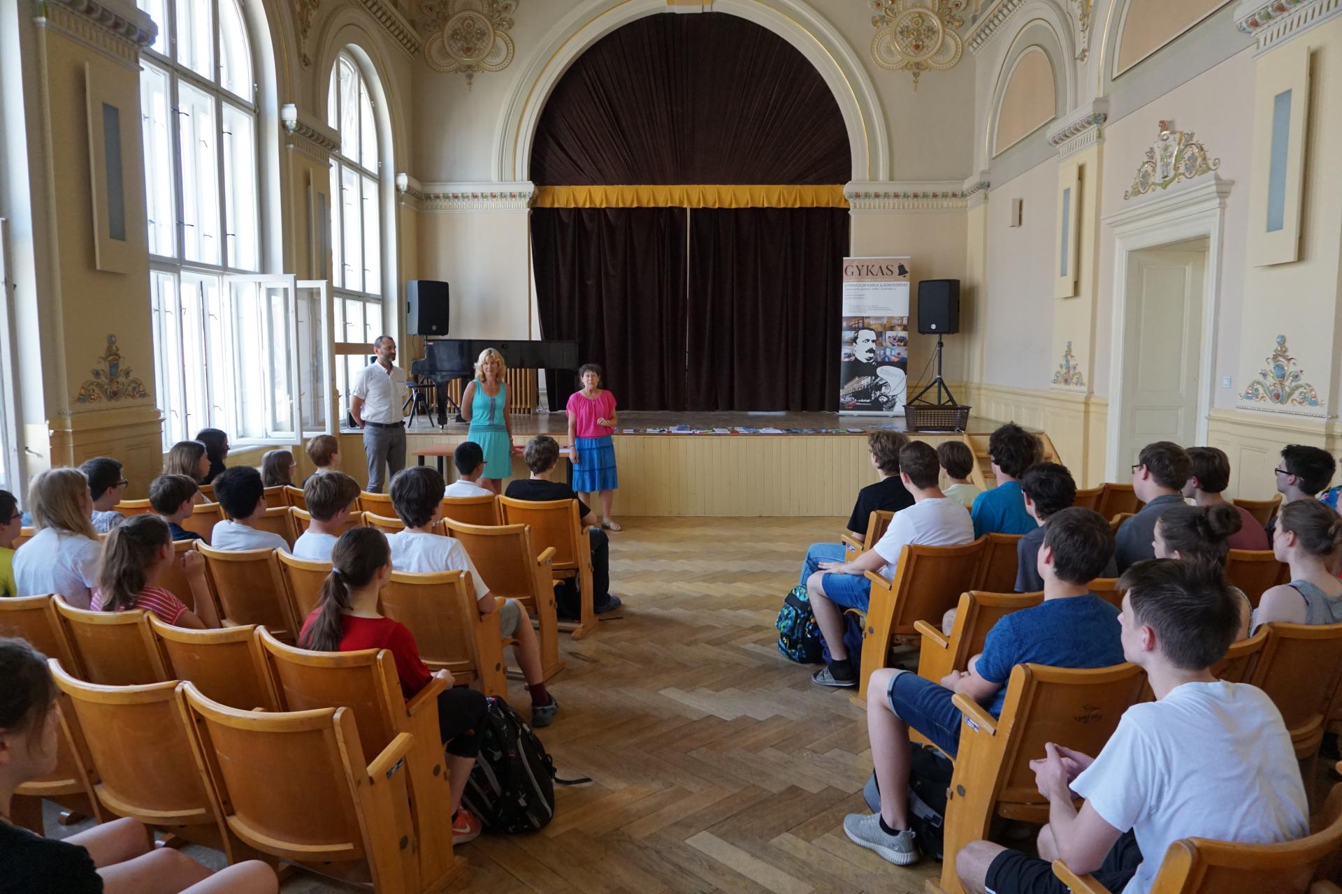 Předávání cen úspěšním řešitelům matematických soutěží